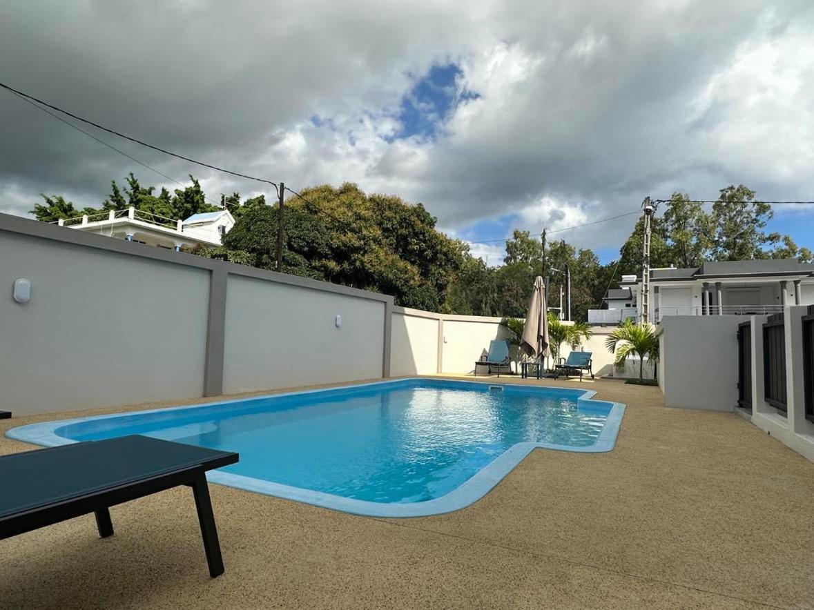 Seasand-Entire Luxury 3 Bd Condo - Close To Beach Flic-en-Flacq エクステリア 写真